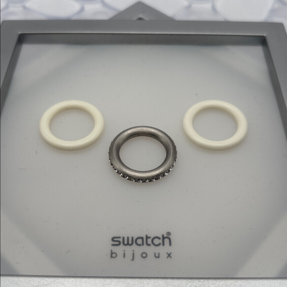 Swatch Bijoux Silver Toned & White Rings (3) - size 5
